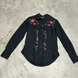 Jeweled Basil and Maude‎ shirt / Size XS / Nn-2